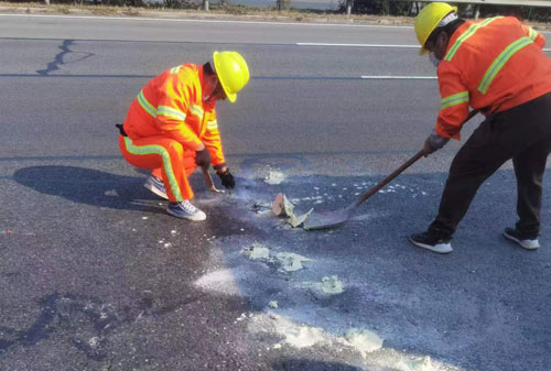 葫芦岛公路下沉注浆加固